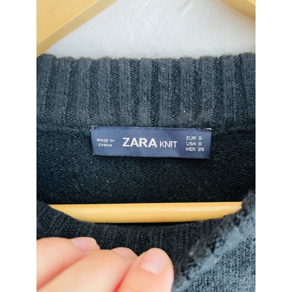 Zara Modern Sweater with Faux Fur Sz S - Picture 3 of 5